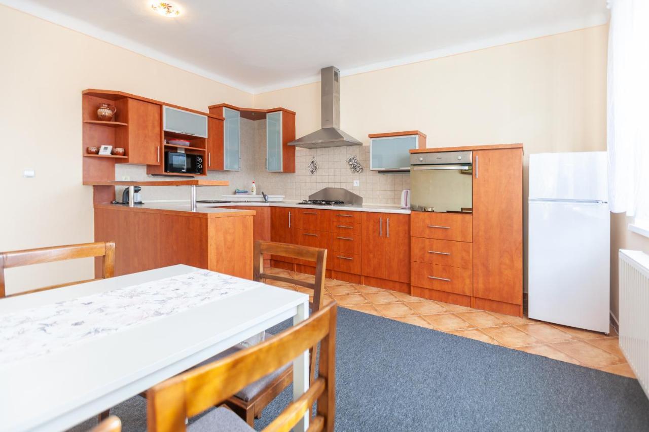 Apartmany Domek U Lesa Битов Экстерьер фото